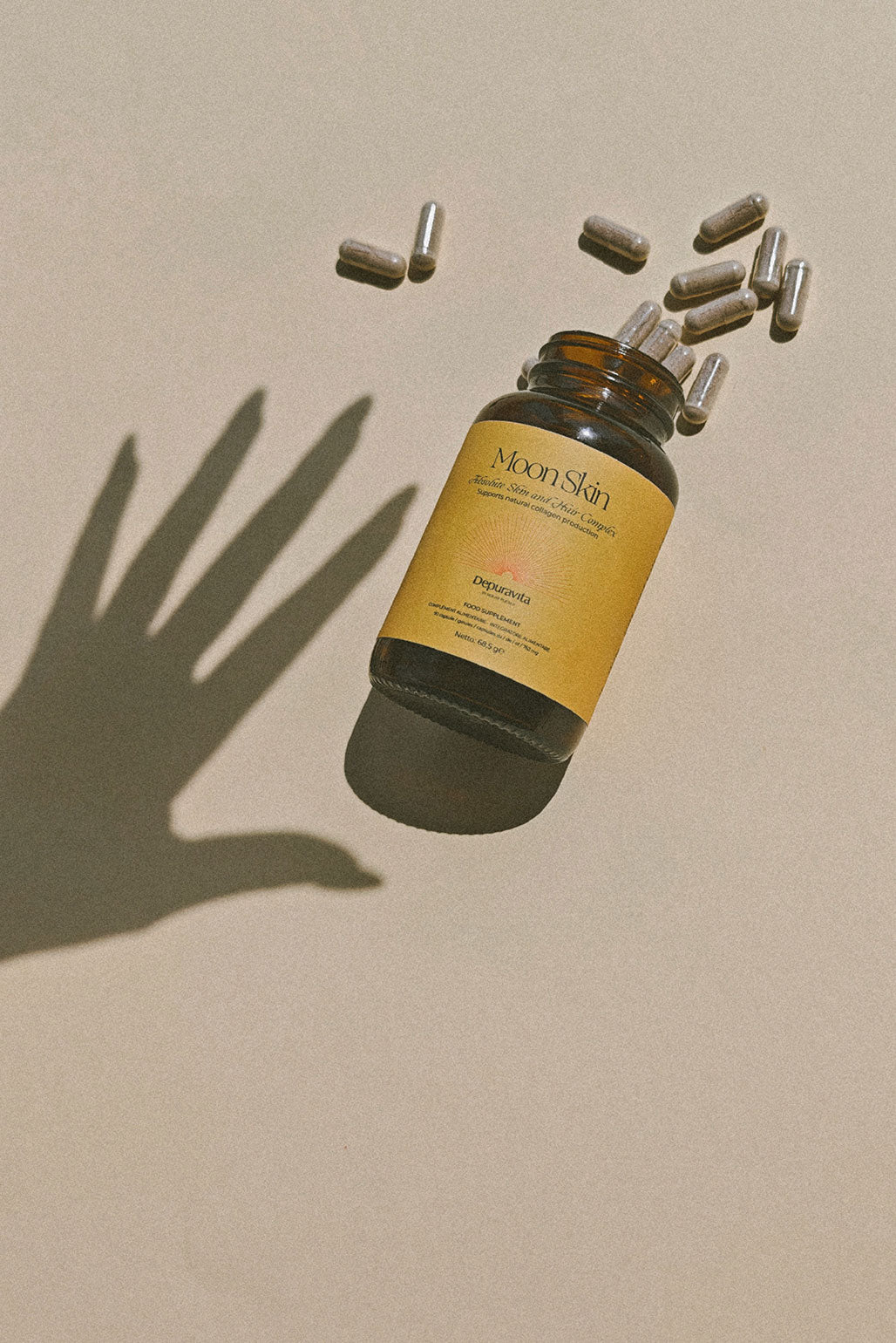 Natural active ingredients of Moon Skin — cynatine soluble keratin, rosehip, resveratrol, Belinal®, MitoHeal®, Reishi, and cacao extract.